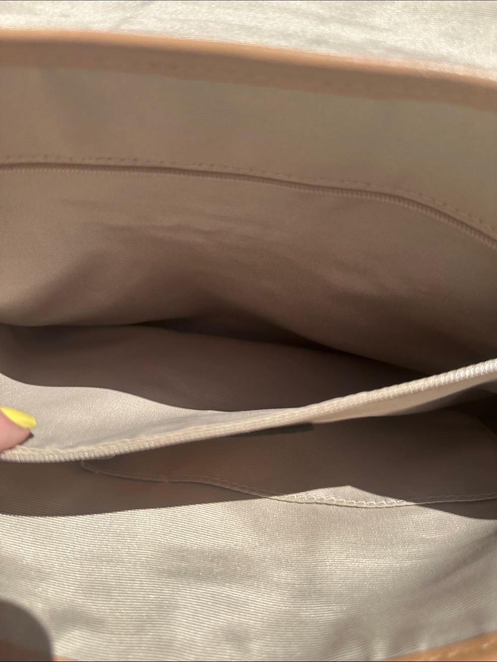 Vintage Coach Tan Signature Canvas Shoulder Tote with Leather Trim - Picture 4 of 13